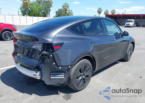 2024 Tesla Model Y Long Range Dual Motor All-Wheel Drive/Rwd from USA, damaged, VIN 7SAYGDED2RF102144